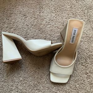 Steve Madden nude mule sandal 👡